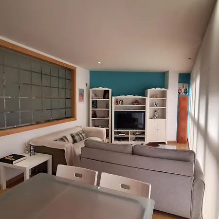 Duplex Plaza Saco Y Arce * Ουρένσε